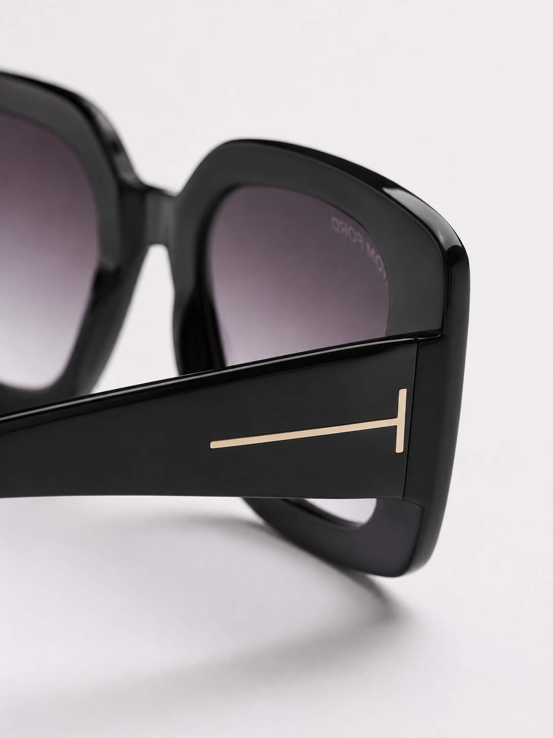 Tom Ford FT0403
