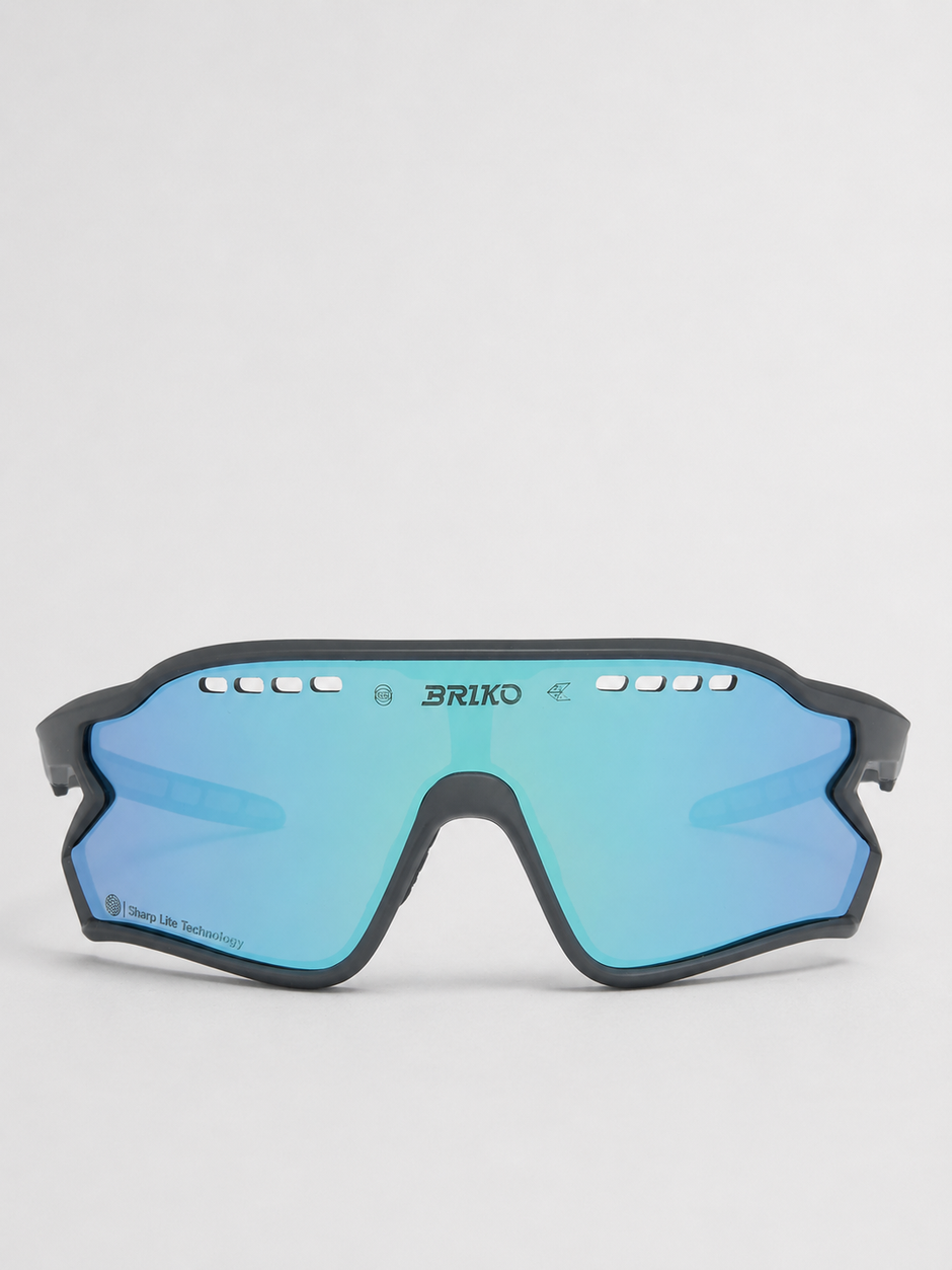 Briko Daintree Sharp Lite Grey Oslo front view