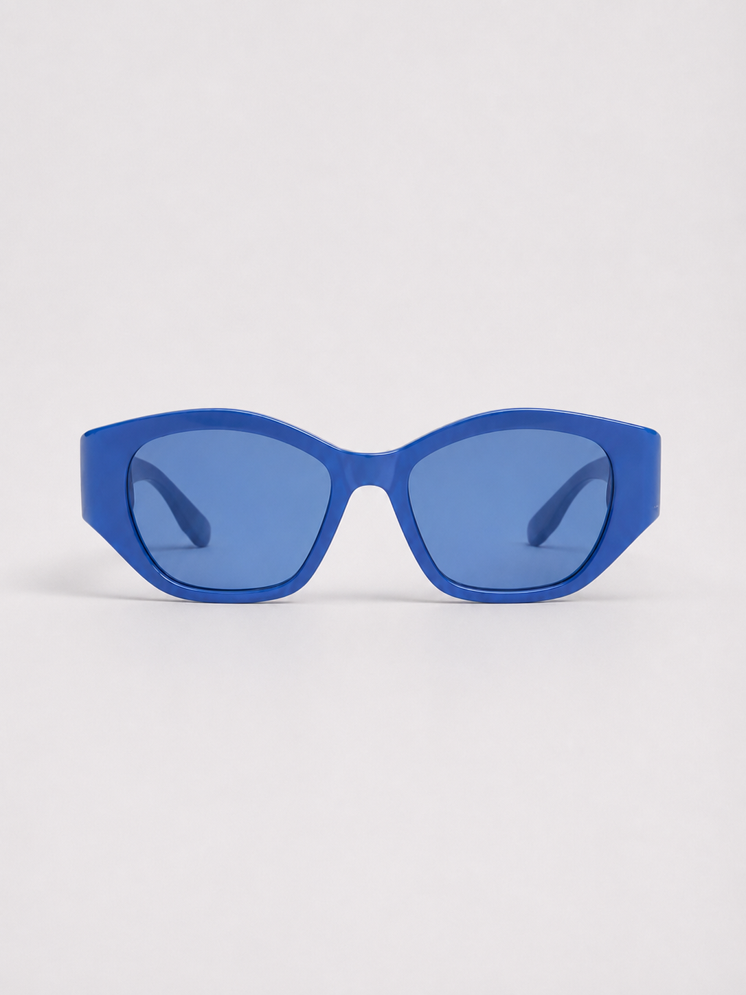 Karl Lagerfeld KL6086S in blue, front view | Blue